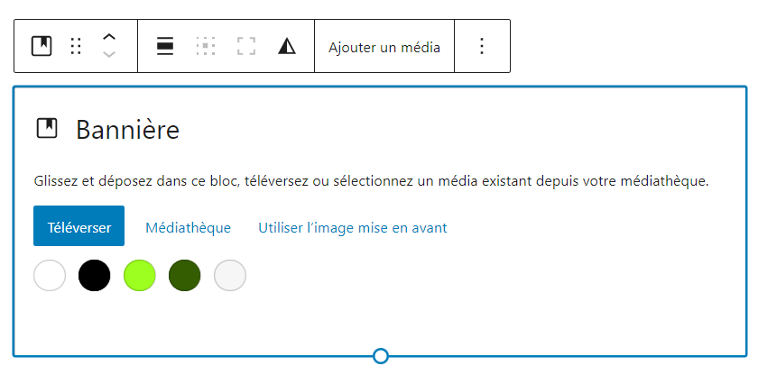 Capture d’écran montrant les possibilités d’ajout d’image ou de couleur au bloc Bannière